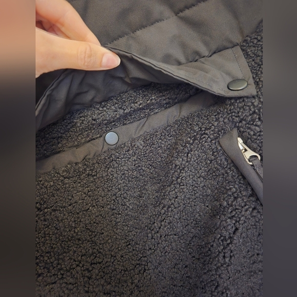 Forever 21 Men's Size Large Black Puffer Jacket - Picture 4 of 5